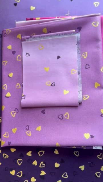 I can’t wait to get this one quilted! ❤️❤️ 

Fabric: I heart ombré @vchristenson @modafabrics 
Pattern: Switchback Rails (link in bio)

#quiltpattern #heartquilt #modernmaker #stripquilt